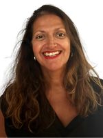 Headshot of Selina Douglas
