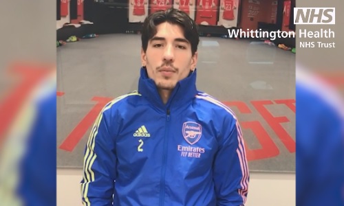 Arsenal's Bellerin backs Whittington Health staff