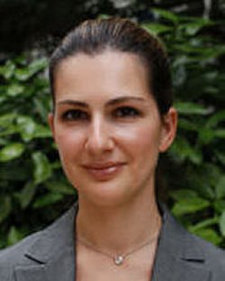 Dr Anna Nuttall