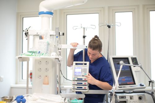Return to practice nurse operating equipment