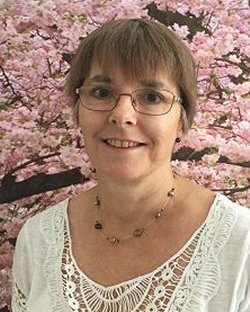 Dr Sara Lock
